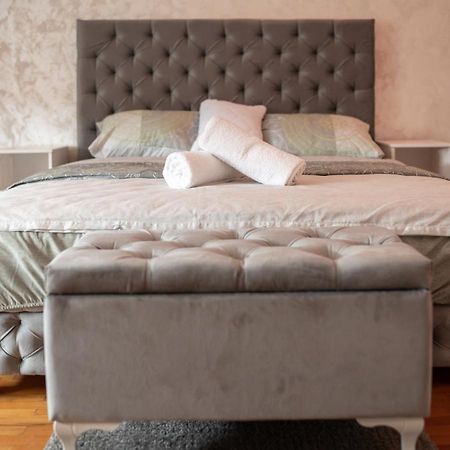 Delux Apartmani Pozsarevác Kültér fotó